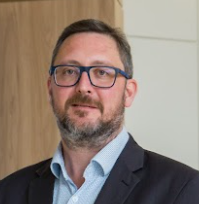Pastor Daniel Hoepfner