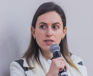 Foto da Dra. Cristina Grecco